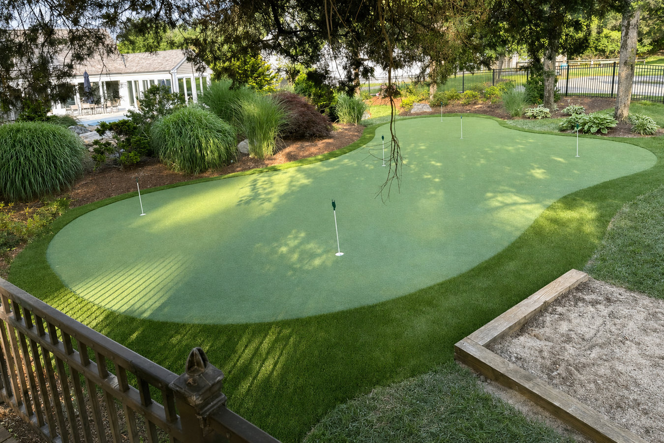 Putting green turf in West Melbourne, FL